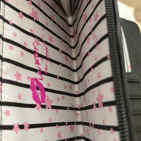Betsey Johnson Unicorn Wallet - Picture 6 of 9